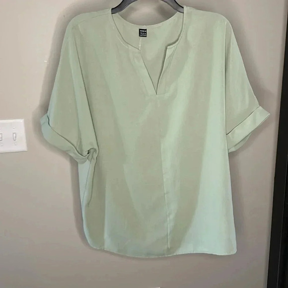 Olive green shirt from shein size large - Picture 1 of 4